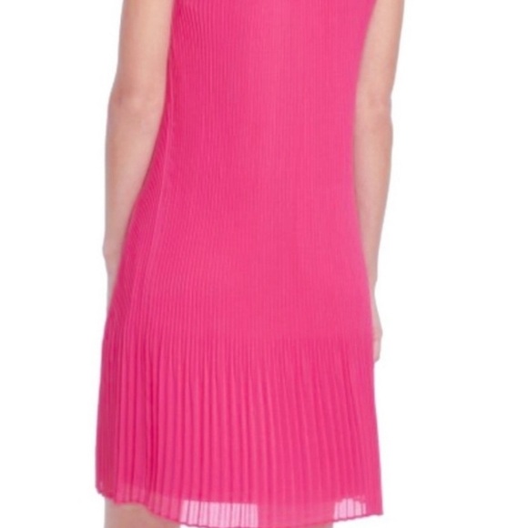 DKNY Women's Tie Neck Pleated Dress Size 8 Hot Pink - Picture 2 of 7